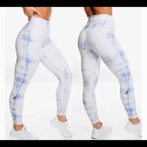 P’tula Alainah Allure Leggings White Grey Strokes Of Blue Size Medium